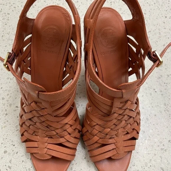 Tory Burch strappy stiletto heeled sandals - Picture 2 of 5